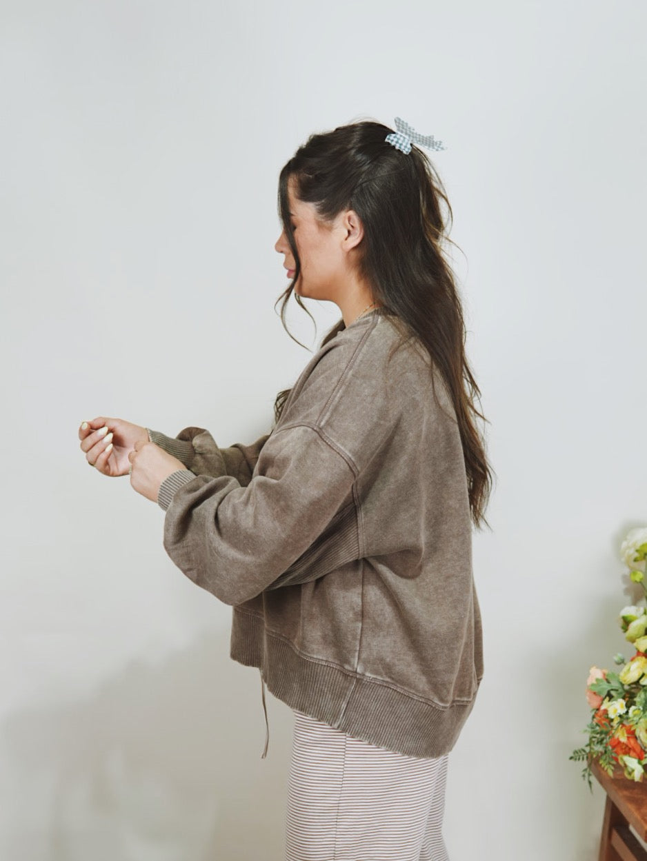 Lila Acid Washed Pullover