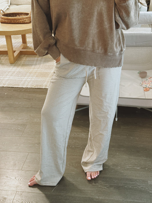 Café Comfort Striped Pants